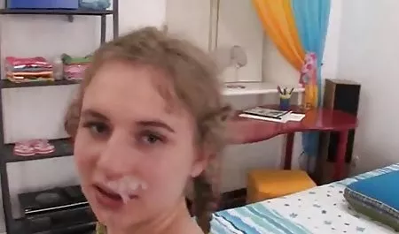 Babe Head # 25 (گیرنده زن گلو سکس های برازرس خود را مورد استفاده قرار می دهد)