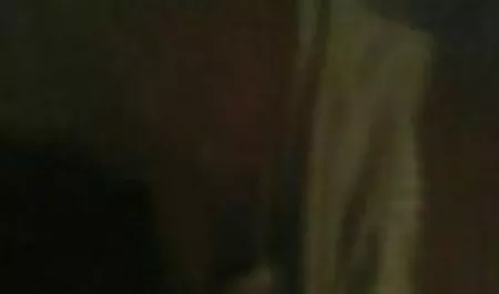 عزیزم شاخی است که توسط سکس سوپر برازرس خروس بزرگ ربوده شده است